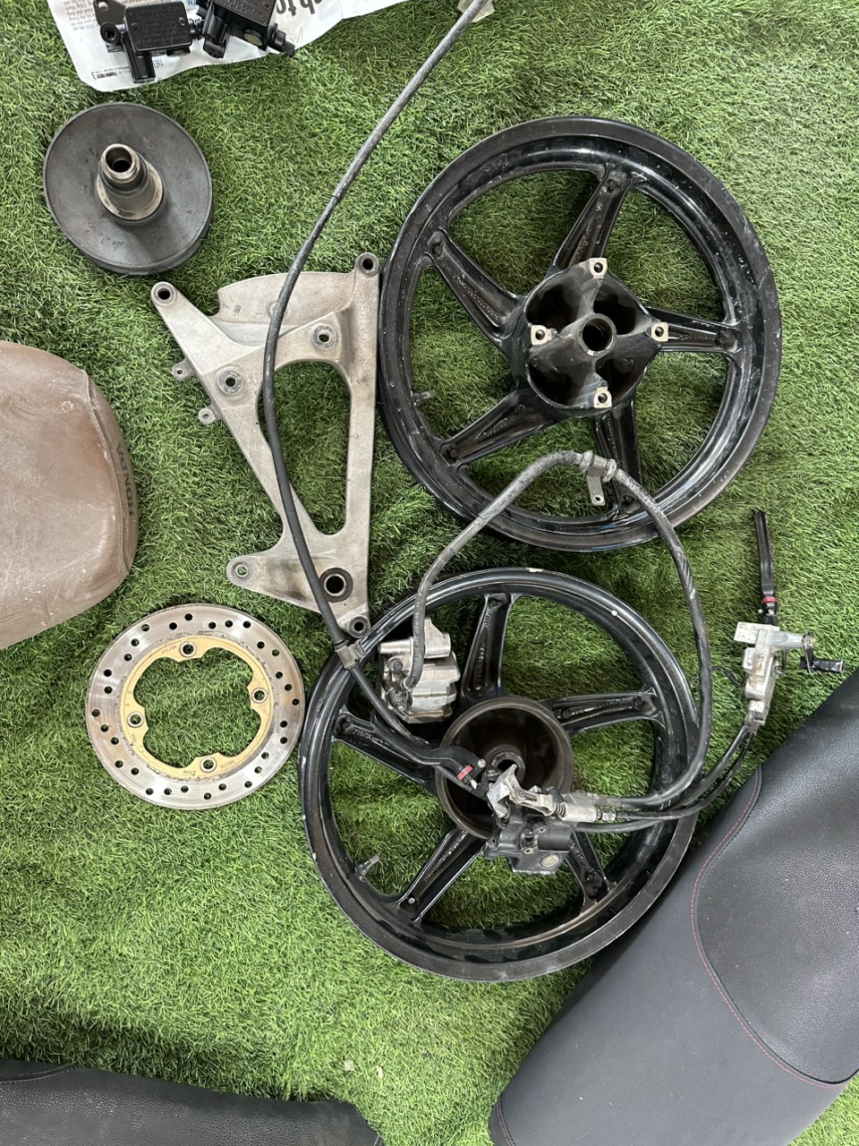 Thay phụ tùng SH nhanh, uy tín